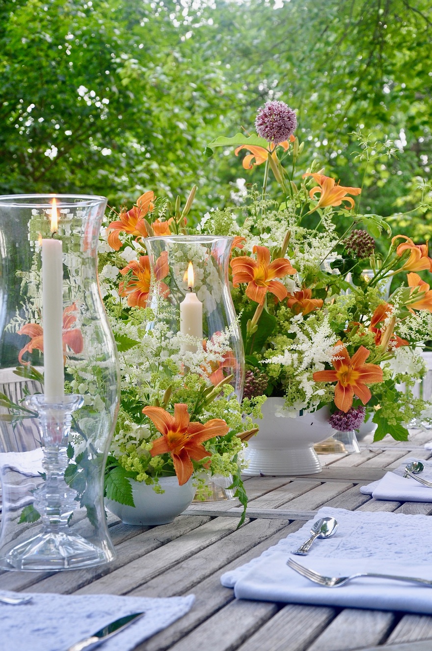 Tablescape with Day Lilies
