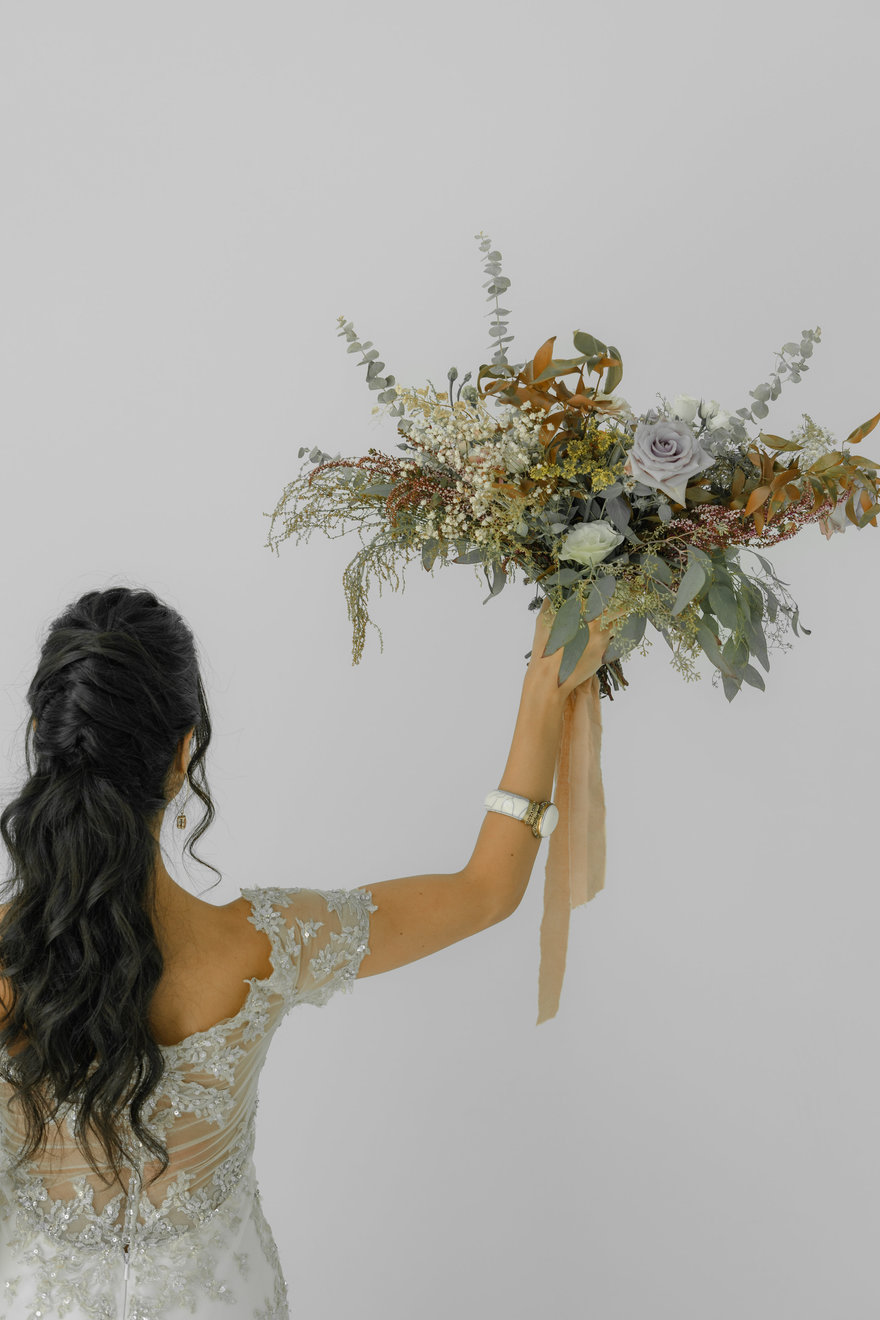 Simply Modern Styled Shoot